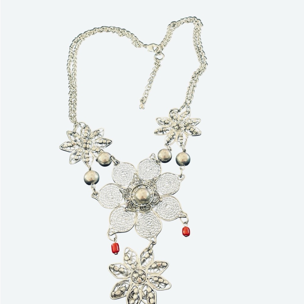 158 Vintage Filigree Flower Statement Necklace
